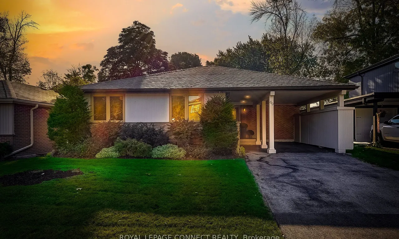 69 Sonneck Sq, Toronto, ON M1E 1A8