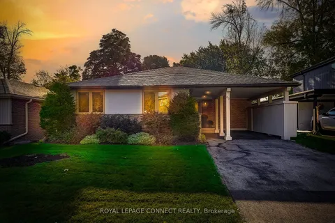 69 Sonneck Sq, Toronto, ON M1E 1A8