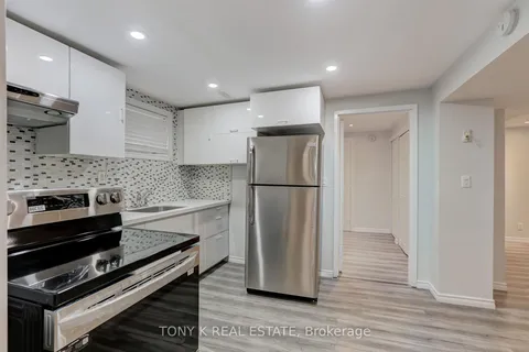 39 Century Dr, Toronto, ON M1K 4J7