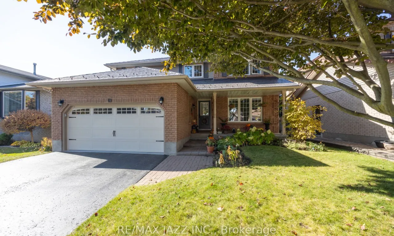 69 Foxhunt Tr, Clarington, ON L1E 1E4