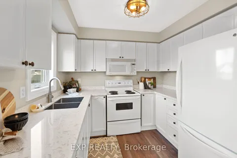 304 Swindells St, Clarington, ON L1C 5G9