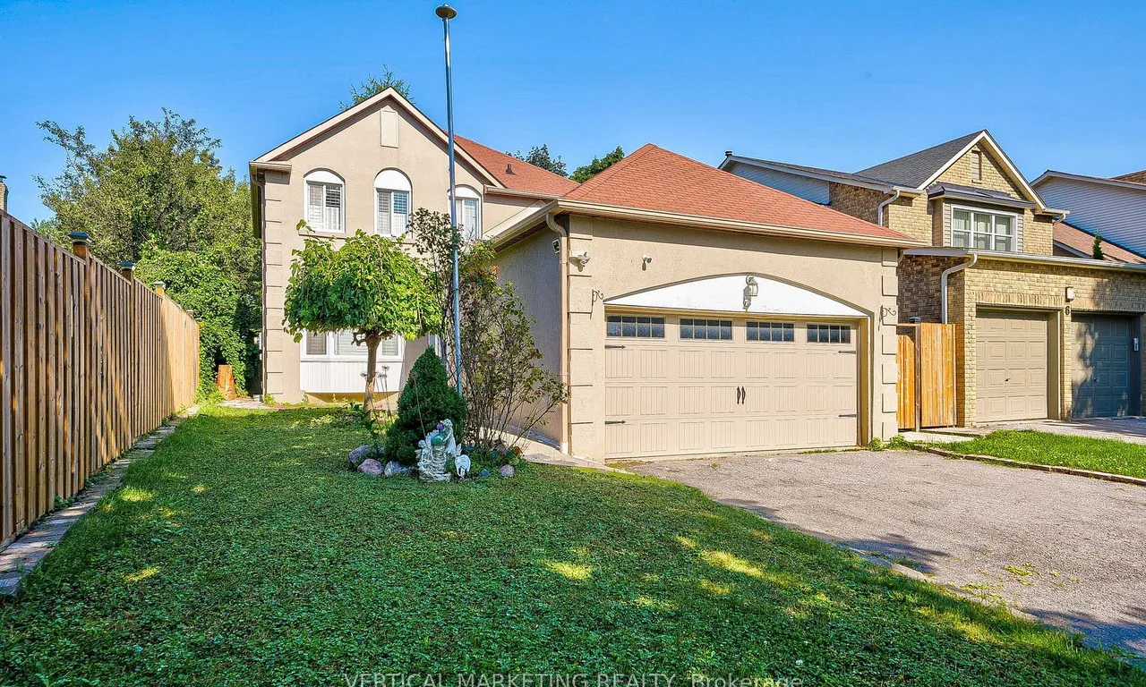 4 Radford Dr, Ajax, ON L1T 1V9