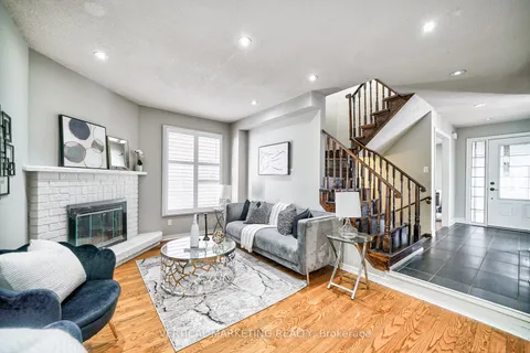 4 Radford Dr, Ajax, ON L1T 1V9