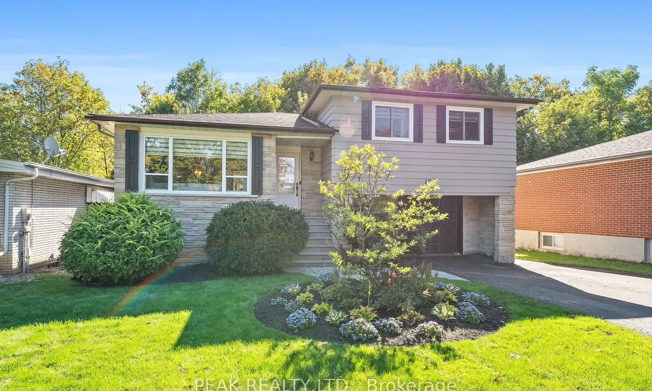 421 Hillcroft St, Oshawa, ON L1G 2M6