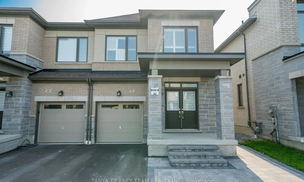 51 Conarty Cres, Whitby, ON L1P 0L4