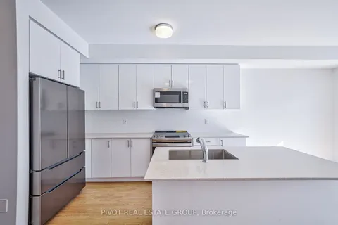 1573 Midland Ave, Toronto, ON M1P 3C1