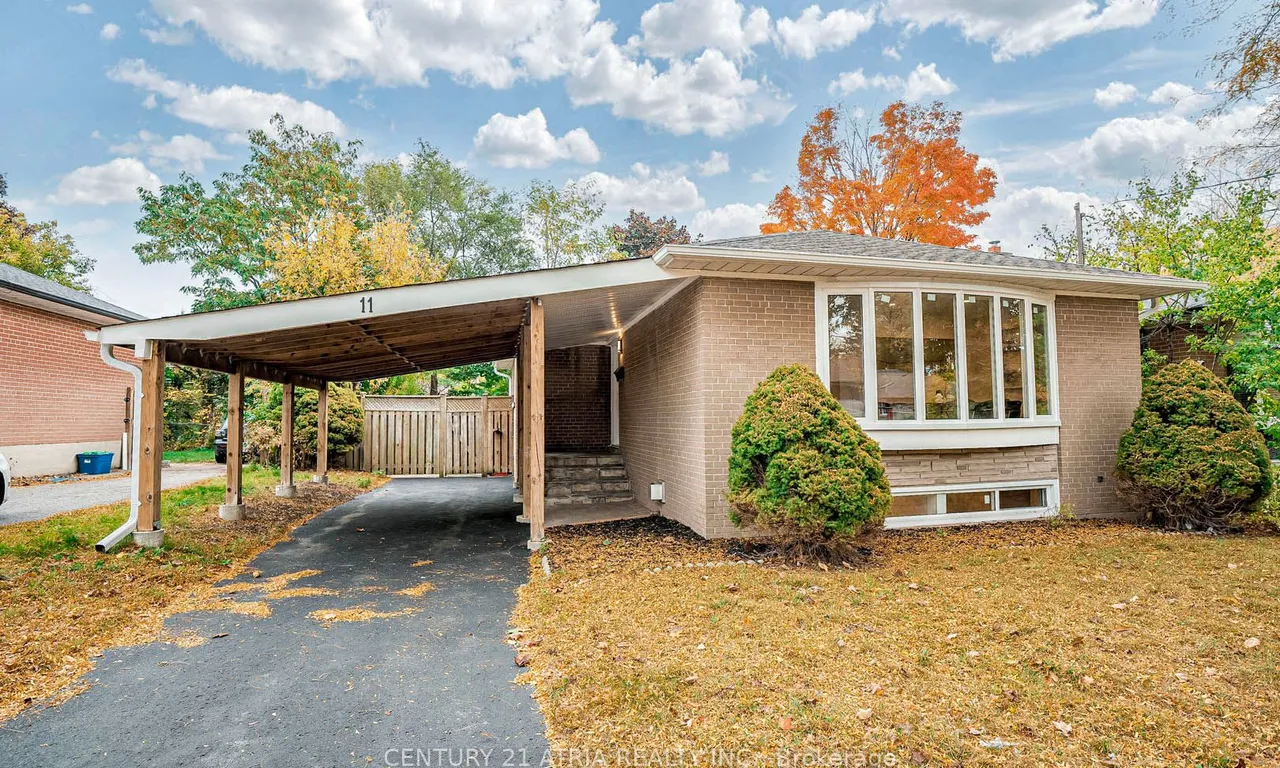 11 Valia Rd, Toronto, ON M1E 3V9