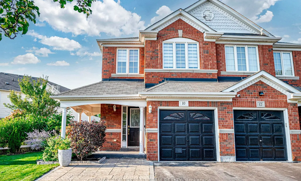 10 Tozer Cres, Ajax, ON L1T 4Z9