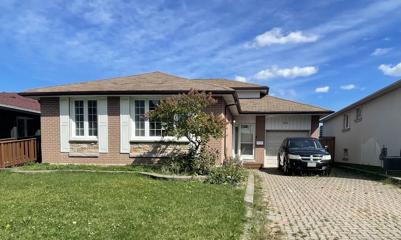 99 Amberjack Blvd, Toronto, ON M1H 2J6