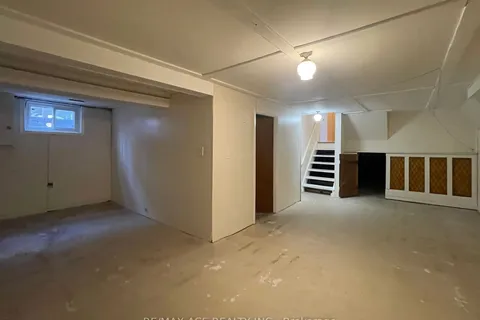 99 Amberjack Blvd, Toronto, ON M1H 2J6