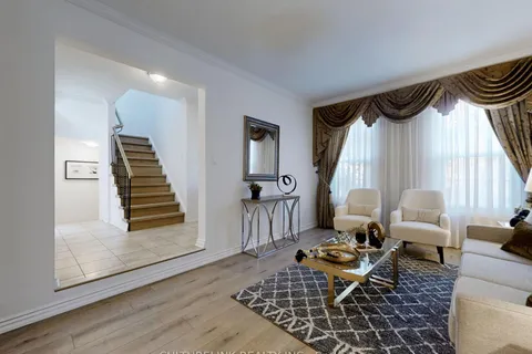 5 Haven Hill Sq, Toronto, ON M1V 1M3