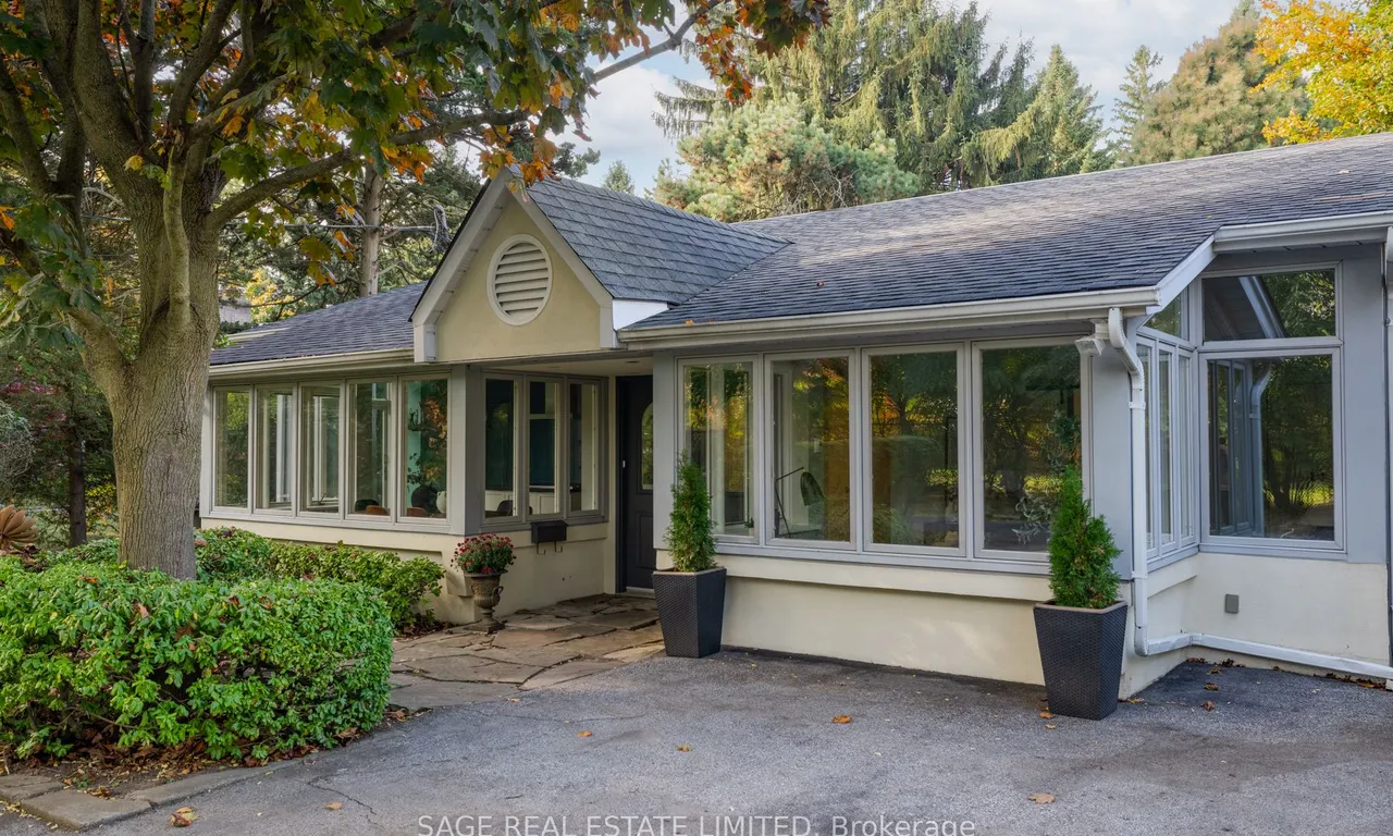 10 Wynnview Crt, Toronto, ON M1N 3K3