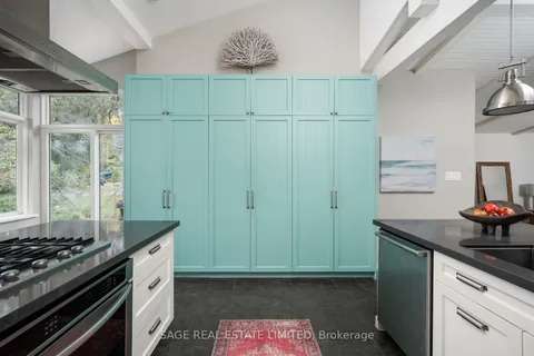 10 Wynnview Crt, Toronto, ON M1N 3K3