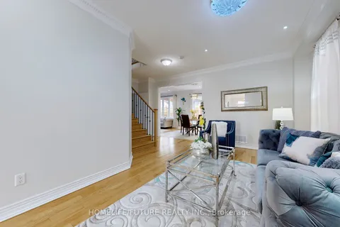 12 Tampsett Ave, Ajax, ON L1Z 0P9