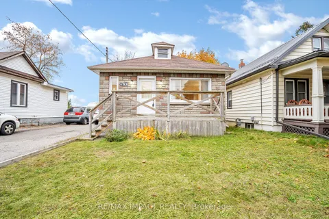 451 Bloor St, Oshawa, ON L1H 3M9