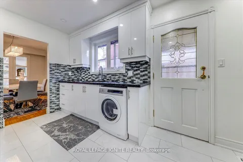 29 Portico Dr, Toronto, ON M1G 3R5