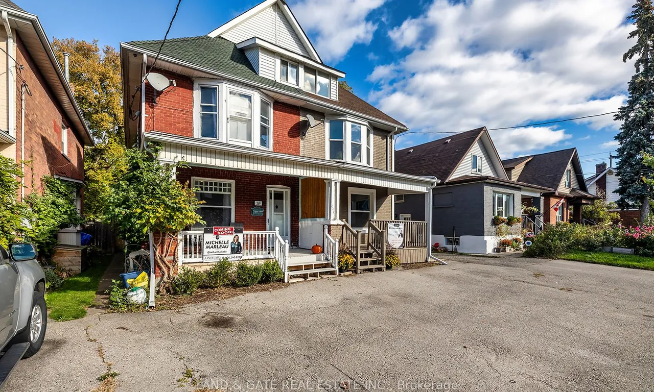 269 Jarvis St, Oshawa, ON L1G 5K8