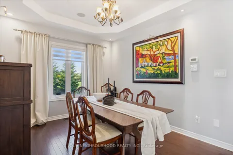 27 Charles Tilley Cres, Clarington, ON L0A 1J0