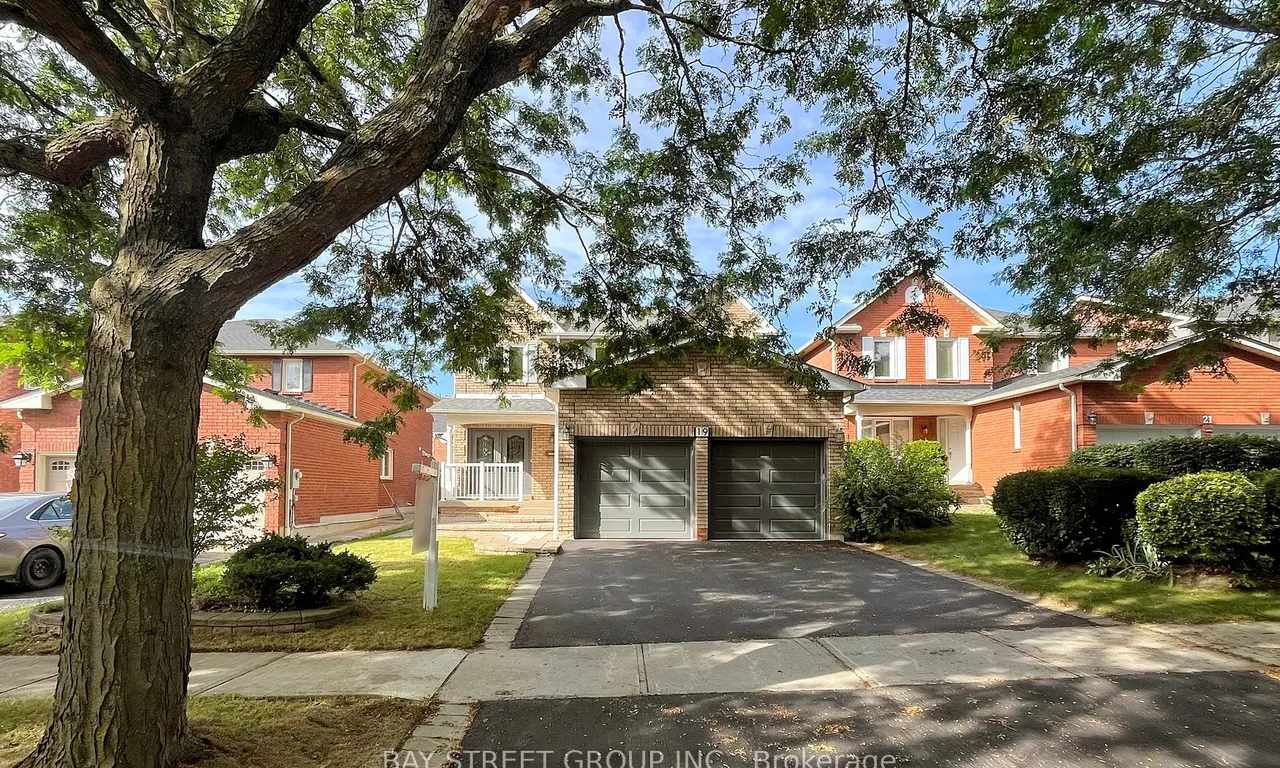 19 Mantell Cres, Ajax, ON L1T 3N6