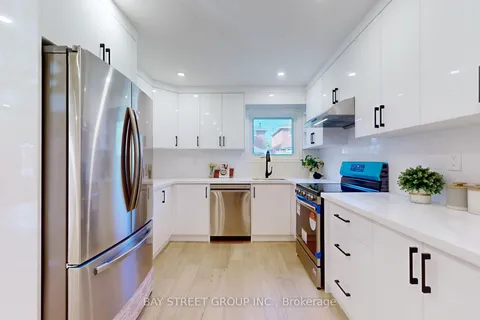 19 Mantell Cres, Ajax, ON L1T 3N6