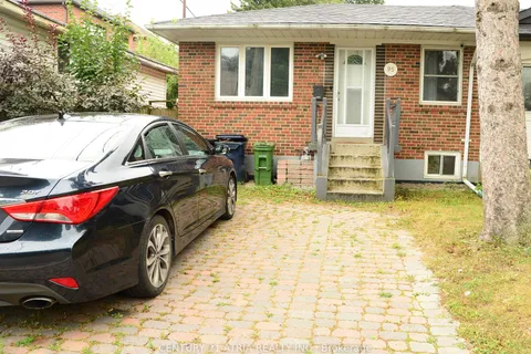 95 Prairie Dr, Toronto, ON M1L 1L6