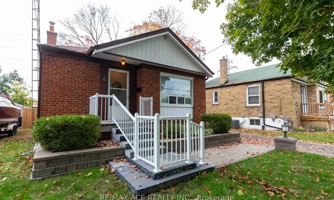 98 Marble Arch Cres, Toronto, ON M1R 1W9