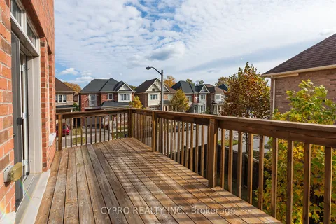 6437 Kingston Rd, Toronto, ON M1C 1L2