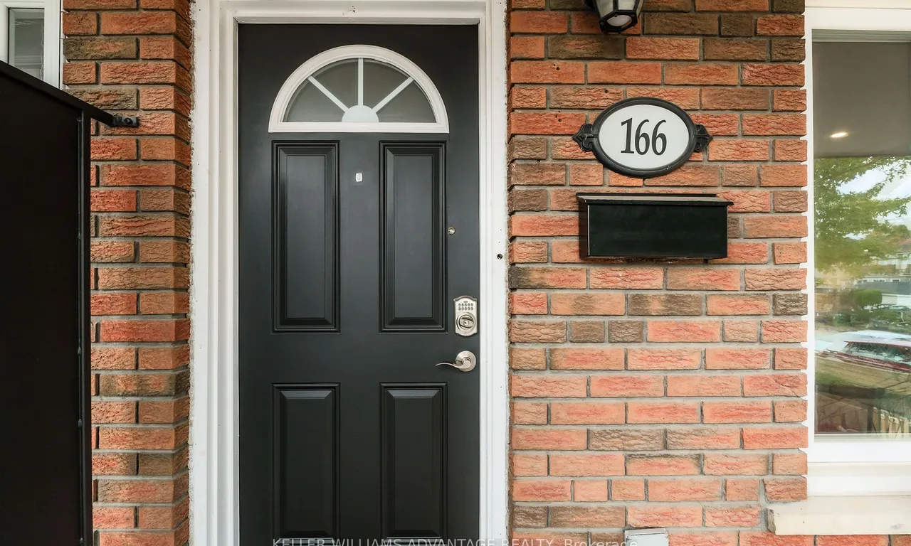 166 Virginia Ave, Toronto, ON M4C 2T4