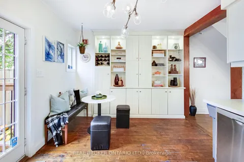 10 Keystone Ave, Toronto, ON M4C 1H1