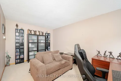 694 Amaretto Ave, Pickering, ON L1X 1L6