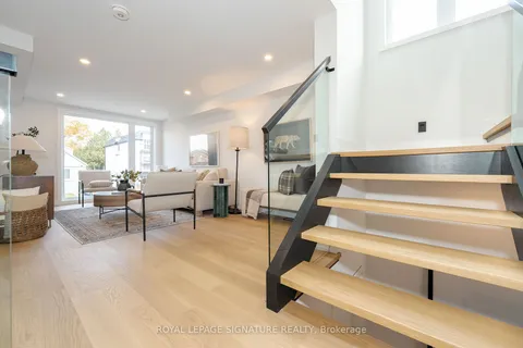 99 Yardley Ave, Toronto, ON M4B 2A9