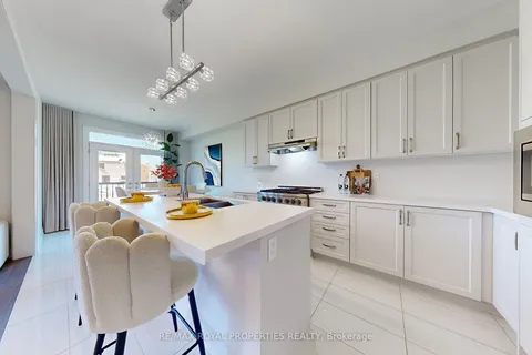 73 Fruitful Cres, Whitby, ON L1P 0N3