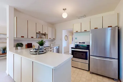 20 Sundance Cres, Toronto, ON M1G 2M2