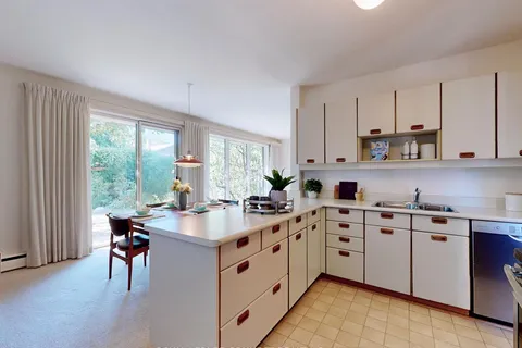 20 Sundance Cres, Toronto, ON M1G 2M2