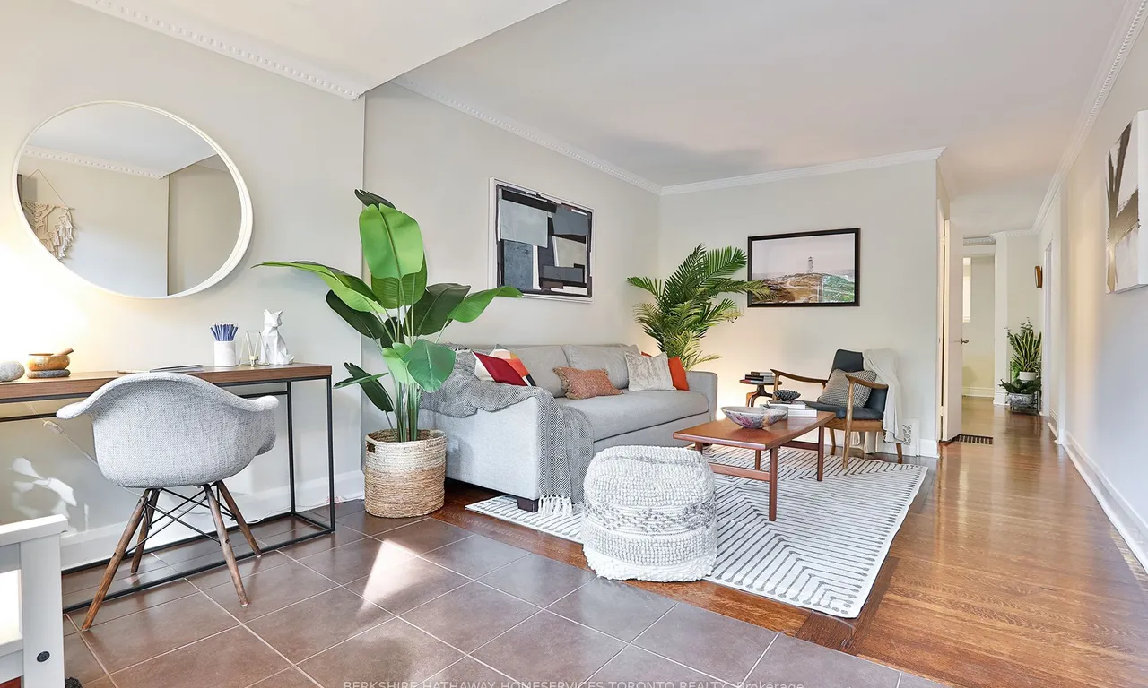 43 Golfview Ave, Toronto, ON M4E 2J9