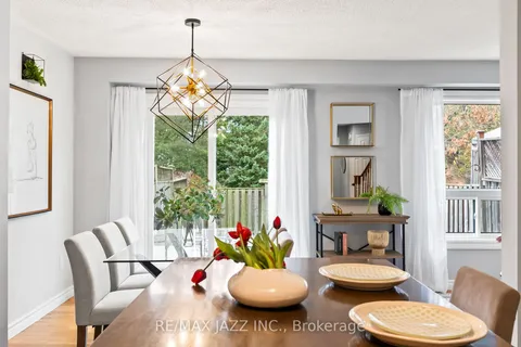 62 Pidduck St, Clarington, ON L1E 2W2