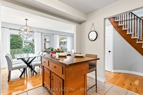 62 Pidduck St, Clarington, ON L1E 2W2