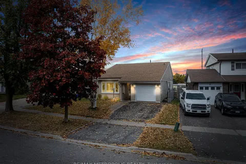 6 Danton Crt, Ajax, ON L1S 3G1