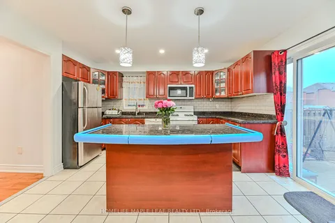 3 Hitchen Ave, Ajax, ON L1T 4G2