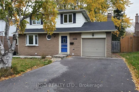 1222 Cherrydown Dr, Oshawa, ON L1H 7T2
