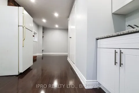 1222 Cherrydown Dr, Oshawa, ON L1H 7T2