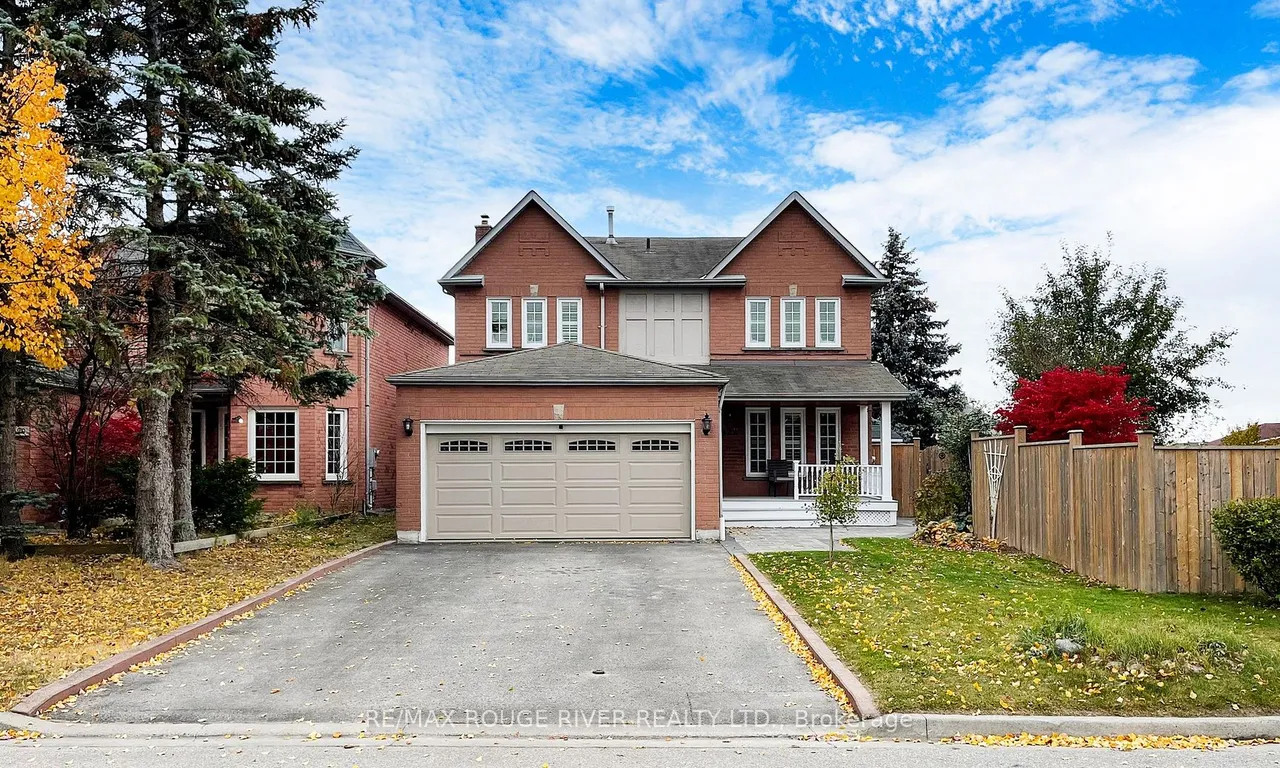 622 Atwood Cres, Pickering, ON L1W 3W6