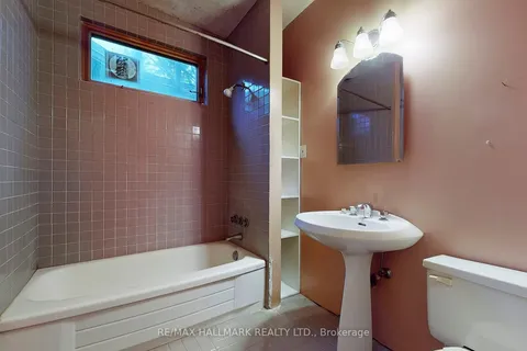 557 Logan Ave, Toronto, ON M4K 3B6