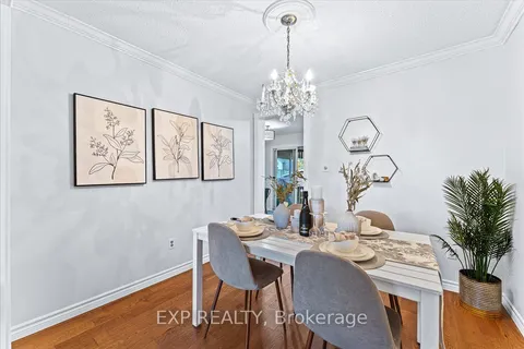 660 Montcalm Ave, Oshawa, ON L1J 6Y9