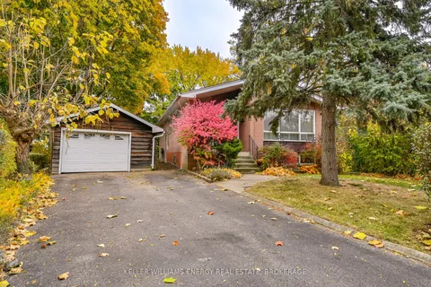847 Reytan Blvd, Pickering, ON L1W 1Y6