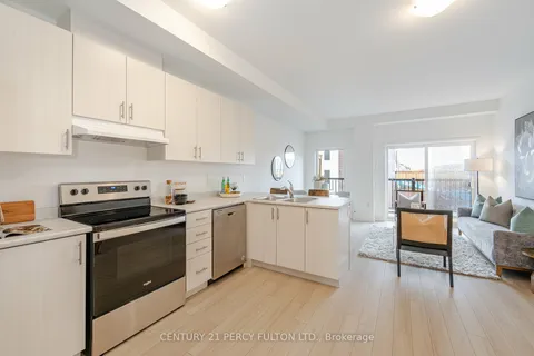 147 Hunt St, Ajax, ON L1S 7M3