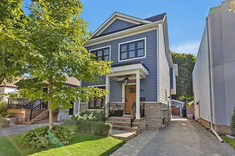 141 Dunington Dr, Toronto, ON M1N 3E5