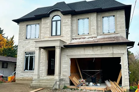 456 Toynevale Rd, Pickering, ON L1W 2H1