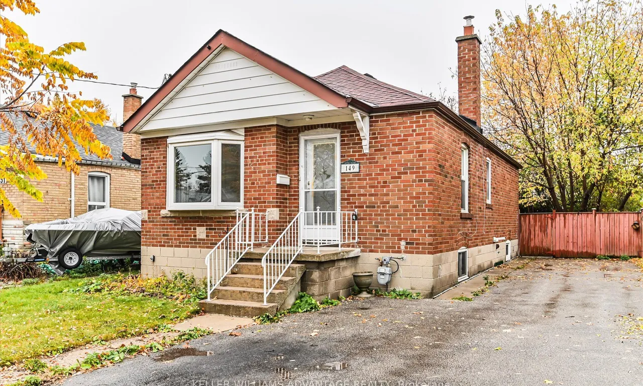 149 N Bonnington Ave, Toronto, ON M1K 1Y2