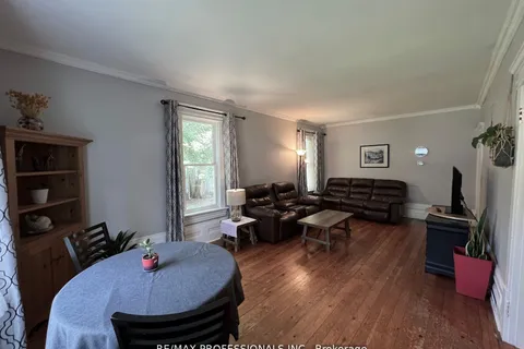 5057 Old Brock Rd, Pickering, ON L1Y 1B3